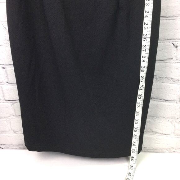 Scott McClintock Women's Black Boatneck Open Back Rhinestone Sleeveless Dress 10 - Picture 7 of 10